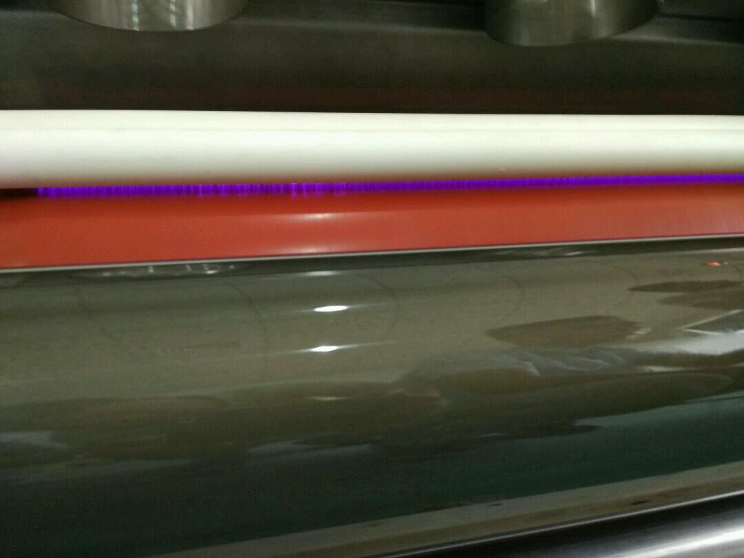 提升太陽能板背板性能的低溫等離子表面處理機(jī)技術(shù)-普樂斯等離子清洗機(jī)
